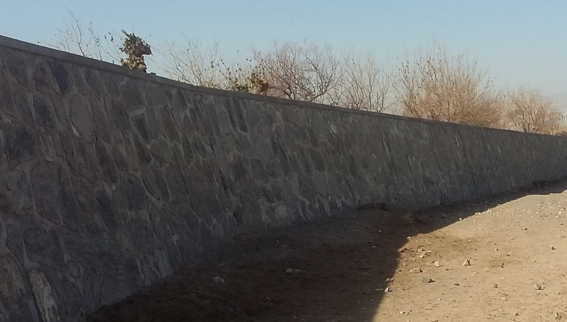 گزارش از  اعمار 260 متر دیوار استنادی قریه اسحق سلیمان  ولسوالی انجیل ولایت هرات
